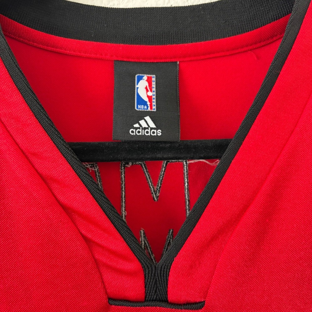Adidas Miami Heat LeBron James Jersey Mens 52 XL Red NBA Swingman #6 - Picture 4 of 6